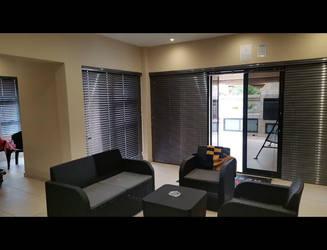 3 BEDROOM HOUSE FOR SALE IN CASHAN